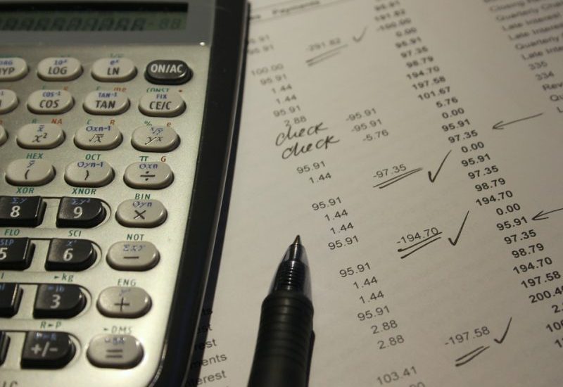 Costos y deducciones